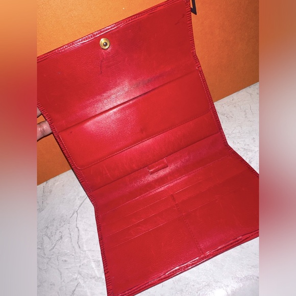 Louis Vuitton Long Red EPI Wallet - Picture 8 of 13